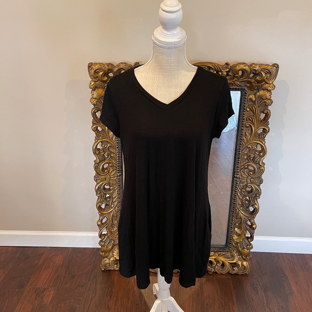 SWEET LINDSEY Black Top Ladies Size  L